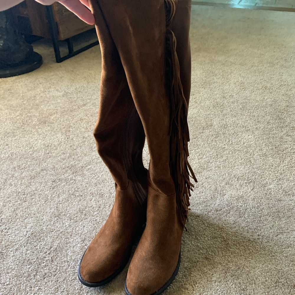 Fringed tall boots